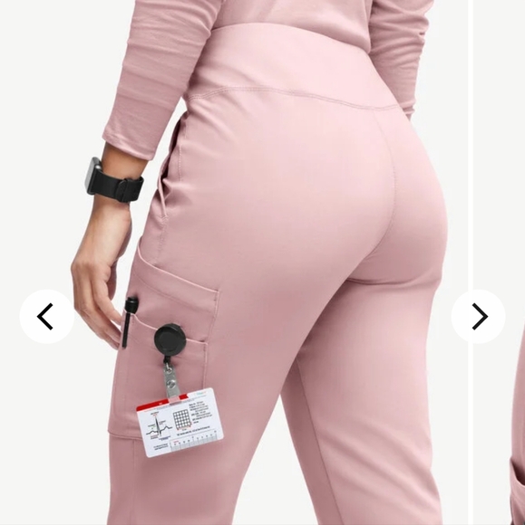 Movement by Butter Soft Masha scrub pants high rise, size M,L,straight, stretch. - Picture 5 of 17